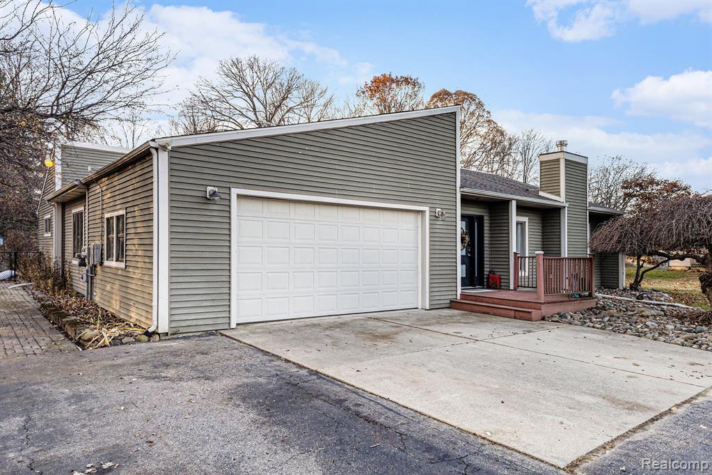 14017 Belsay Road, Millington, MI 48746 — Photo 2