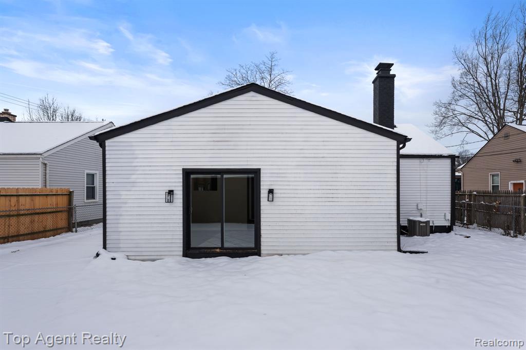 4048 Royal Avenue, Berkley, MI 48072 — Photo 30