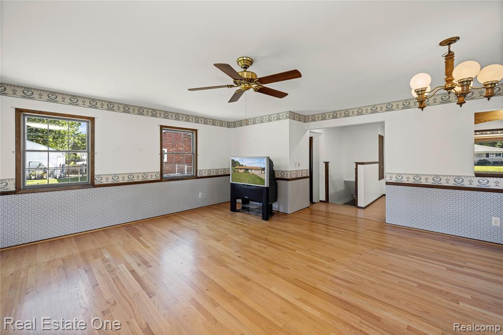48374 Cardinal Street, Shelby Twp, MI 48317 — Photo 20