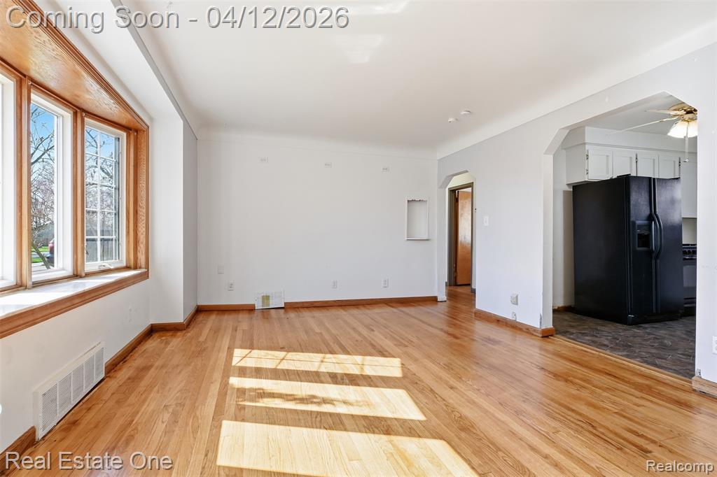 5908 Pine Street, Taylor, MI 48180 — Photo 4