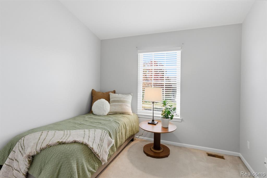 7409 Hogan Drive, Ypsilanti, MI 48197 — Photo 21