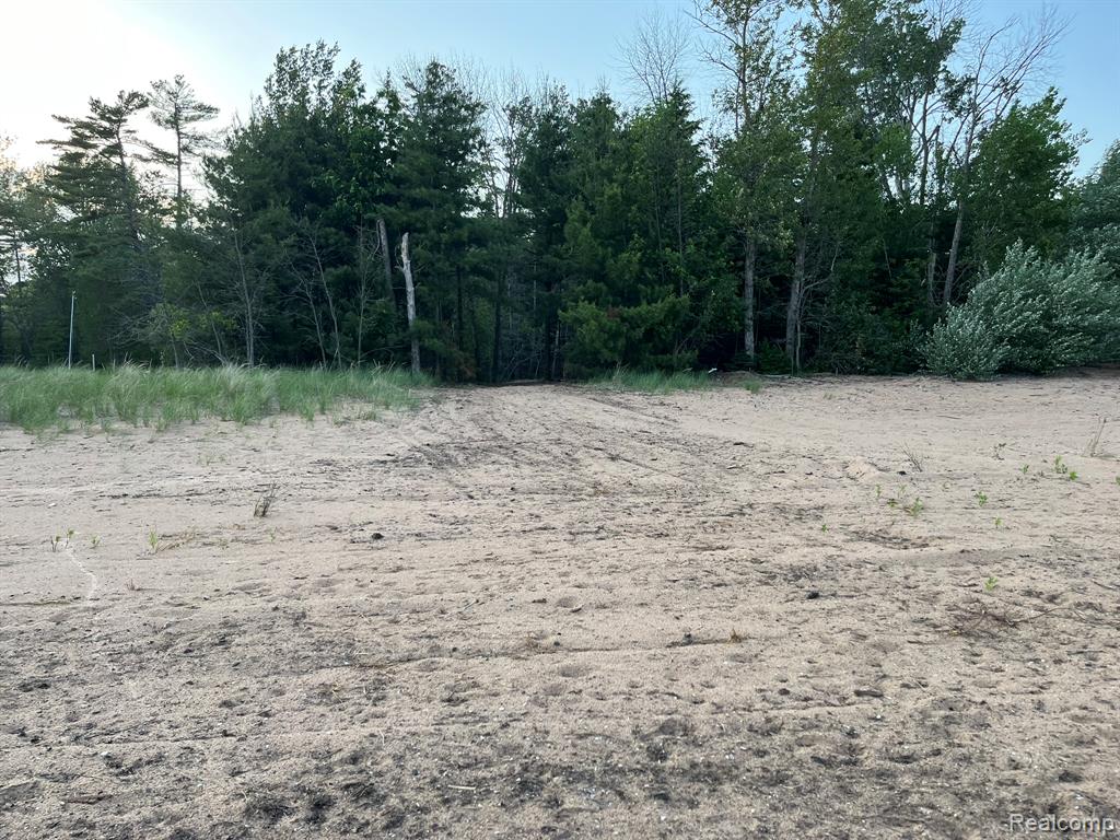 E4639 STATE HIGHWAY M35, Escanaba, MI 49829 — Photo 15
