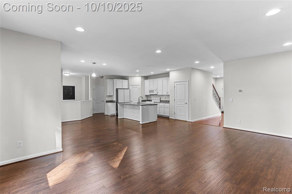57797 Village Drive, New Hudson, MI 48165 — Photo 16