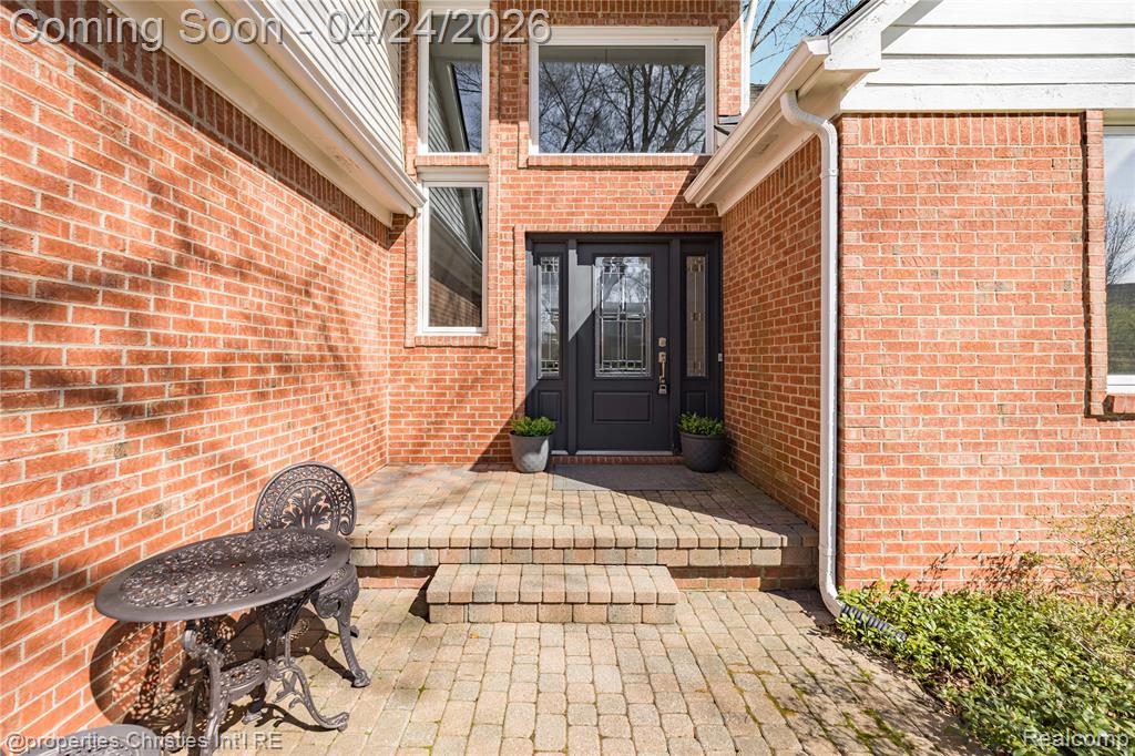 3160 W Ridge Court, Commerce Twp, MI 48390 — Photo 4
