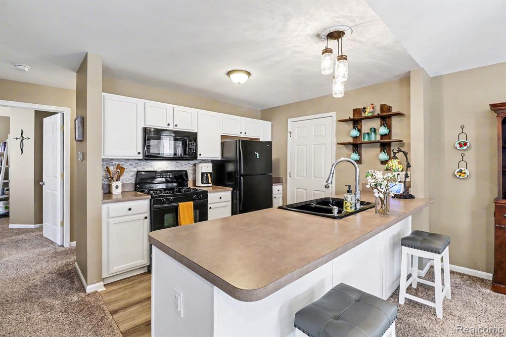 3379 Kneeland Circle, 108, Howell, MI 48843 — Photo 18
