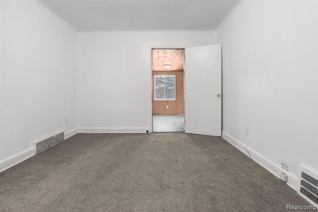 16709 Lindsay Street, Detroit, MI 48235 — Photo 14