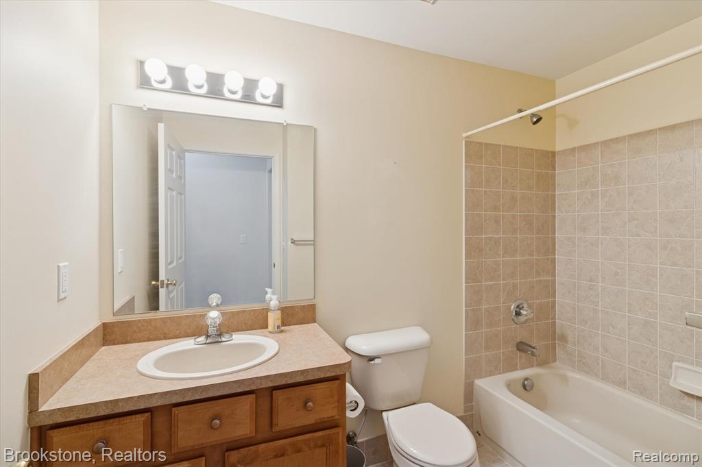 15940 Morningside, Northville, MI 48168 — Photo 24