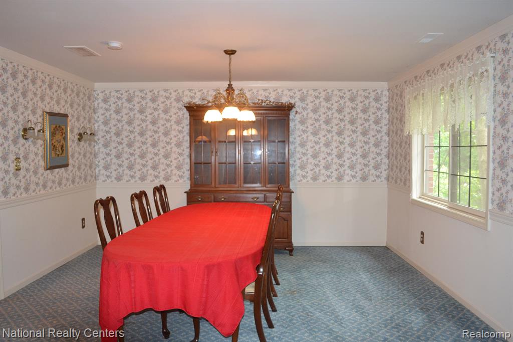 1052 PINEWOOD Court, Brighton, MI 48116 — Photo 21