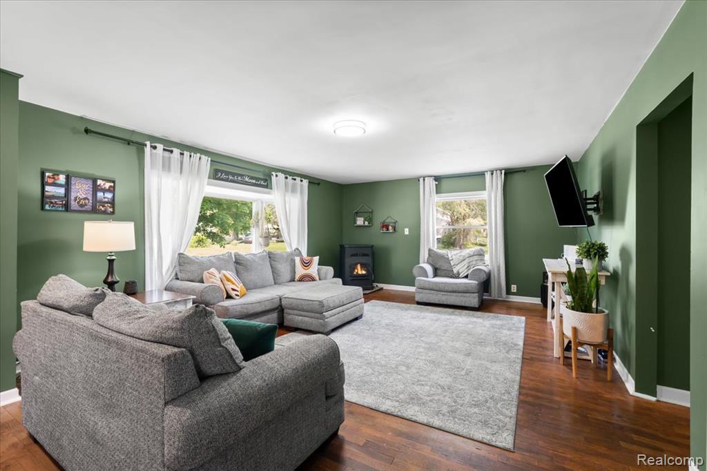7569 S Durand Road, Durand, MI 48429 — Photo 10