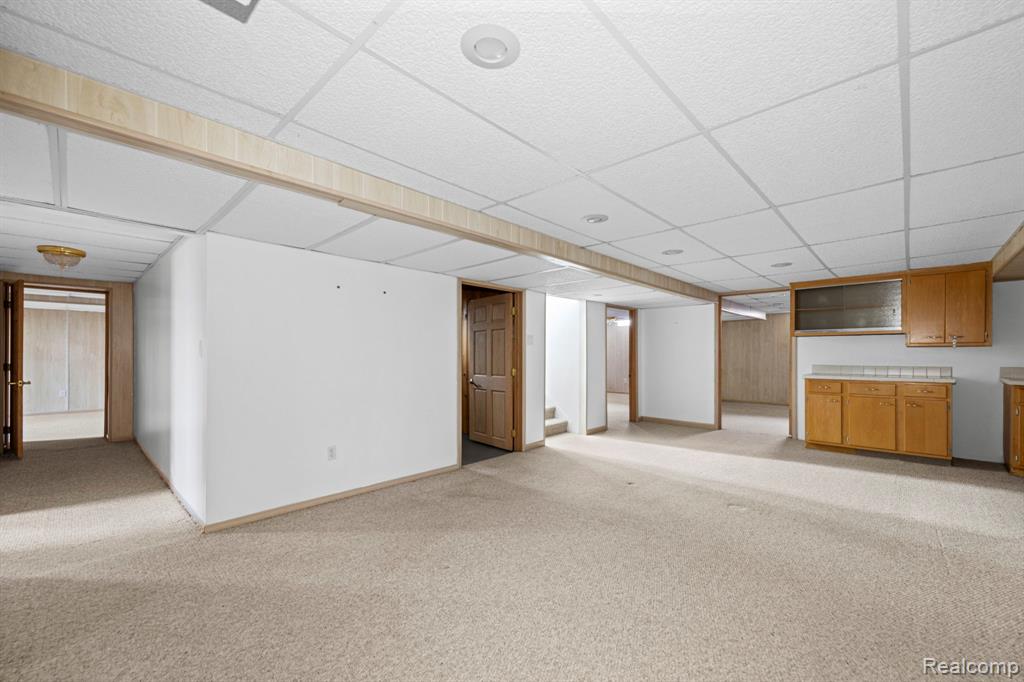 20085 Wedgewood Drive, Grosse Pointe Woods, MI 48236 — Photo 26