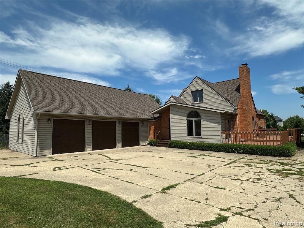 8315 Hilton Road, Brighton, MI 48114 — Photo 2