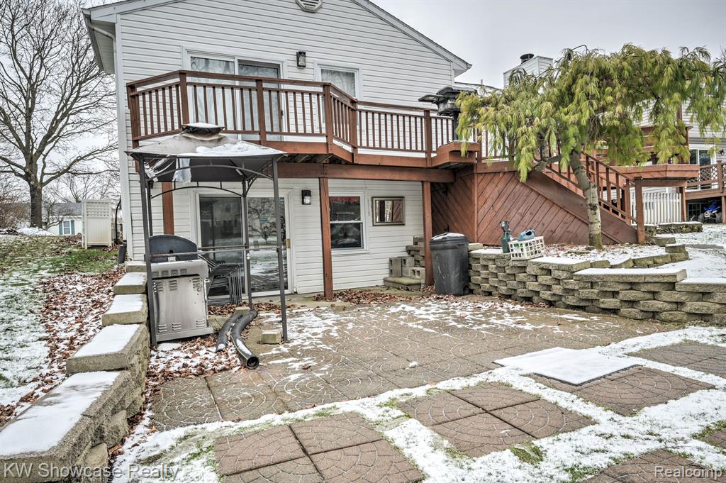 5806 KING JAMES, Waterford, MI 48327 — Photo 58