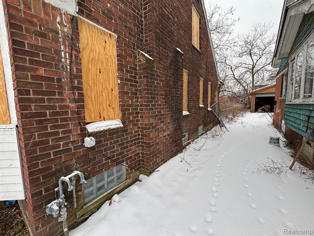 9153 WARD Street, Detroit, MI 48228 — Photo 27