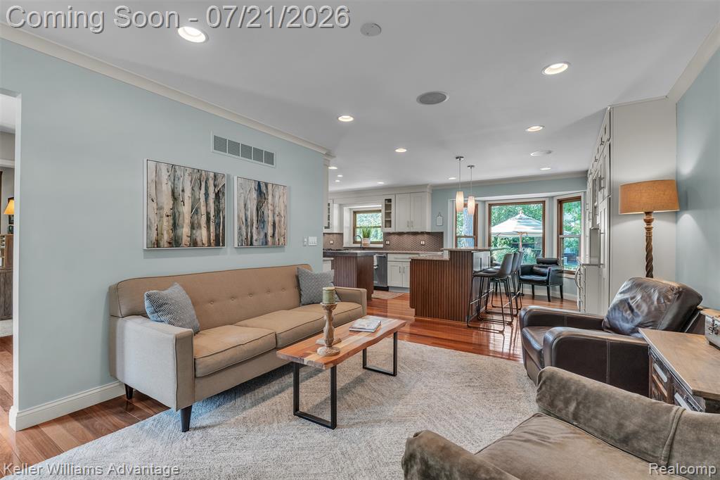 49276 Harvest Drive, Plymouth, MI 48170 — Photo 8