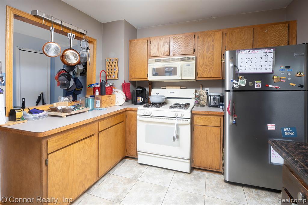 130 Delta Drive, Algonac, MI 48001 — Photo 11
