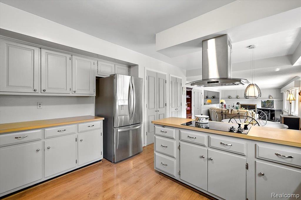 4363 SUNNINGDALE Drive, Bloomfield Hills, MI 48302 — Photo 33