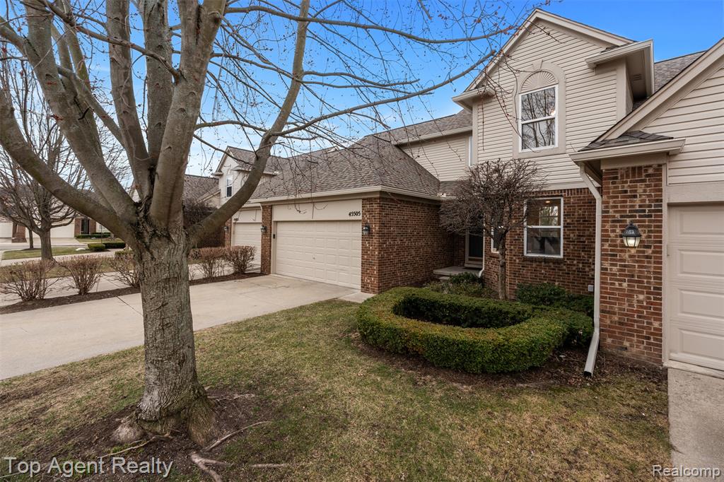 45505 Limerick Drive, Macomb, MI 48044 — Photo 4