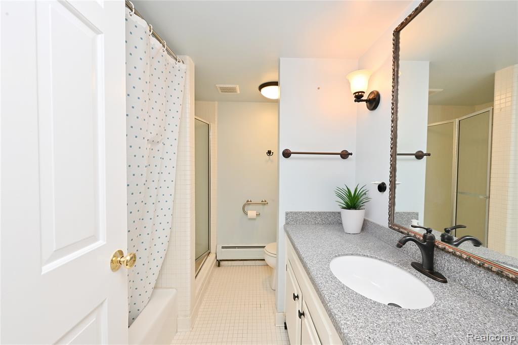 40740 Woodward Avenue, 38, Bloomfield Hills, MI 48304 — Photo 19