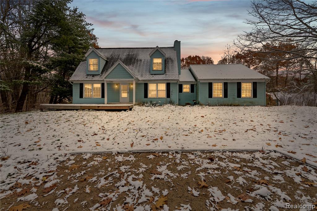 1425 Perry Lake Road, Ortonville, MI 48462 — Photo 2