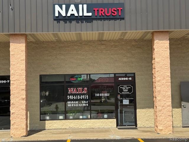 4392 Dixie hwy, Waterford, MI — Photo 4