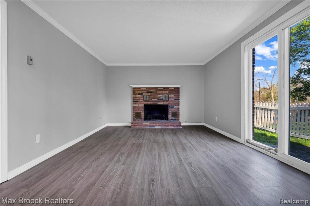 4332 LANETTE Drive, Waterford, MI 48328 — Photo 16