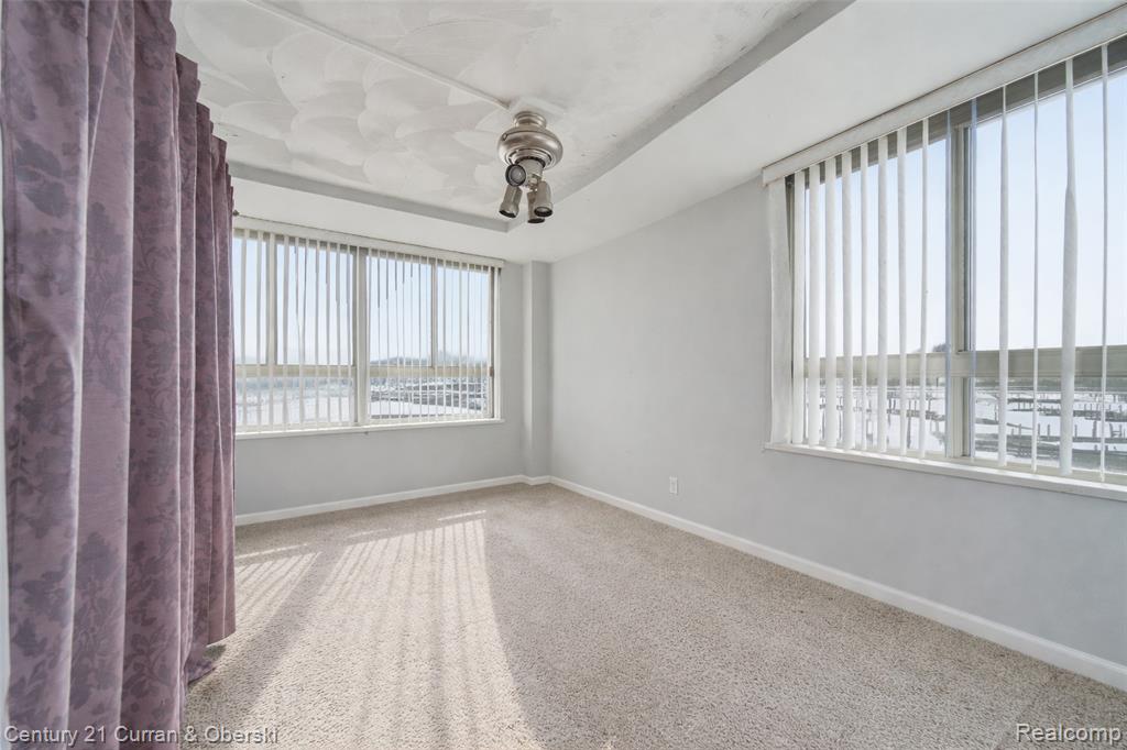 8900 E Jefferson Avenue, 112, Detroit, MI 48214 — Photo 15