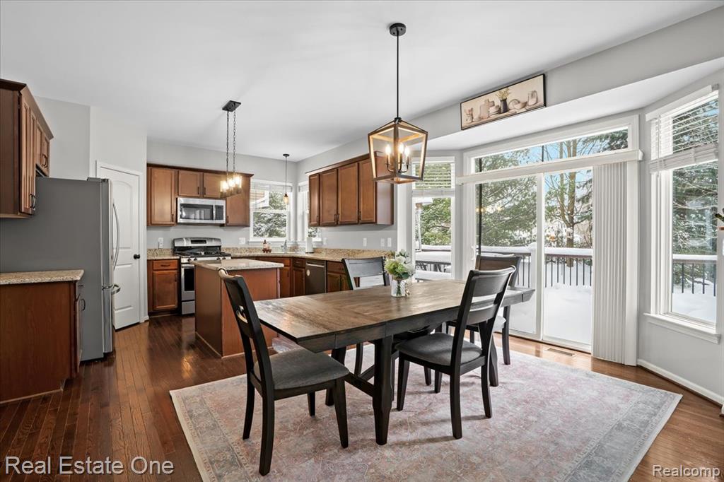 924 Riverstone Court, Milford, MI 48381 — Photo 14