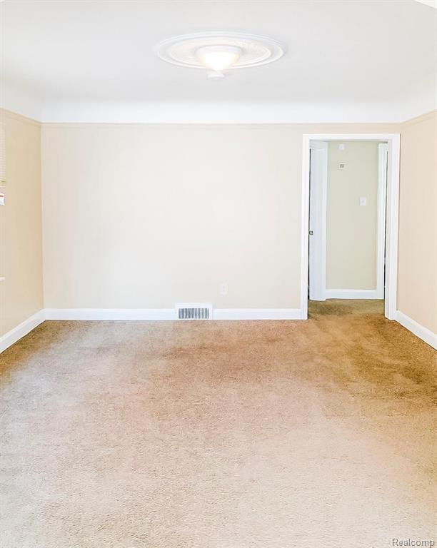 9590 MEMORIAL Street, Detroit, MI 48227 — Photo 4