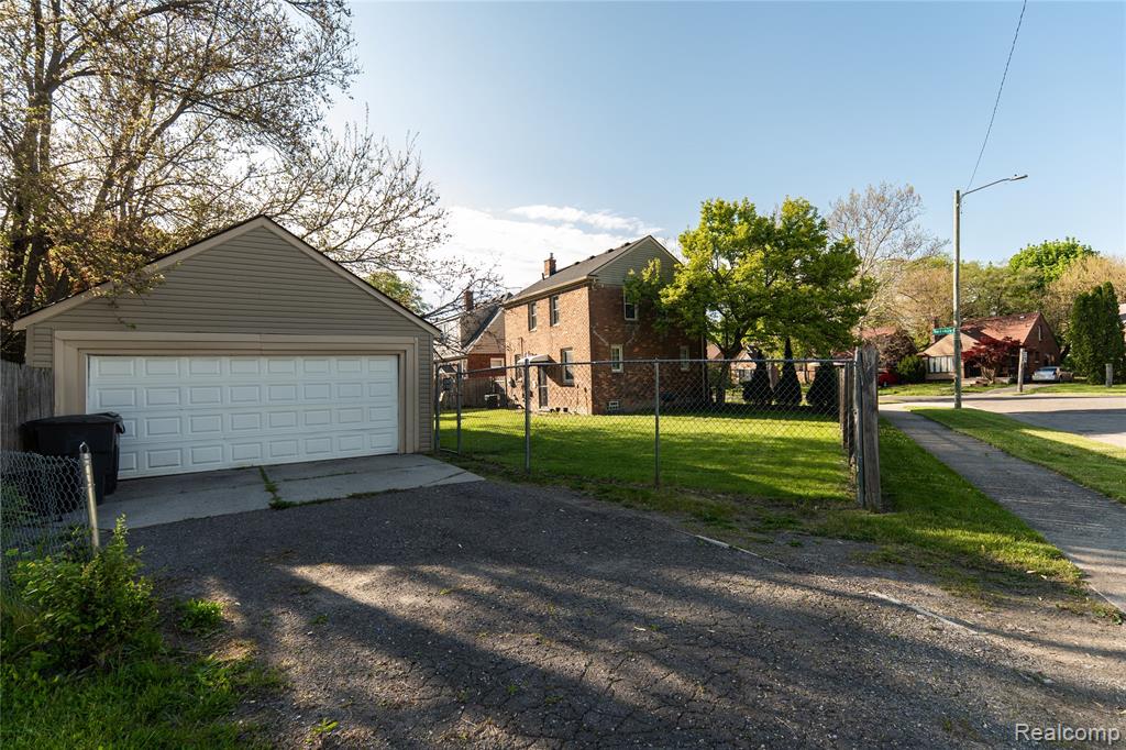 10301 Berkshire Street, Detroit, MI 48224 — Photo 23