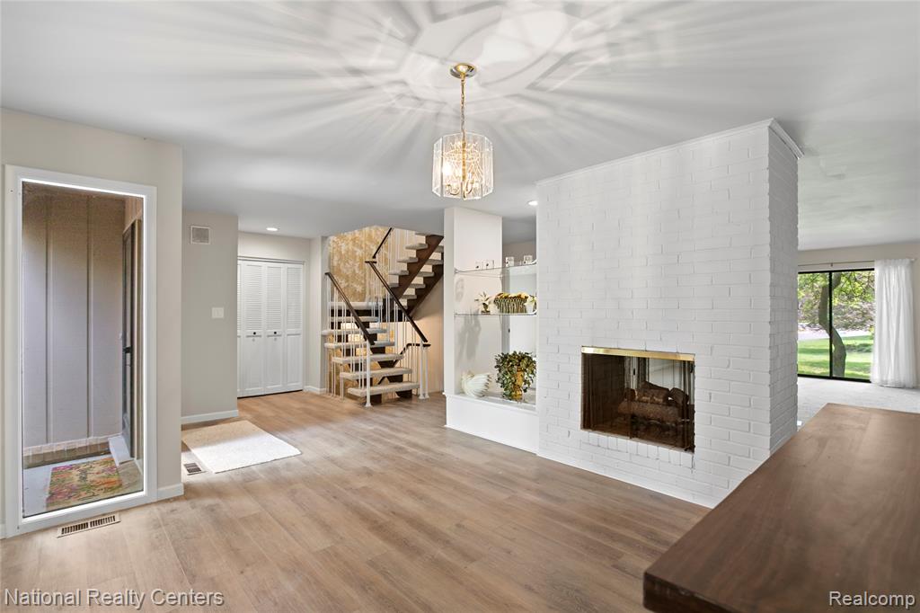 7103 Pebble Park Drive, West Bloomfield, MI — Photo 6