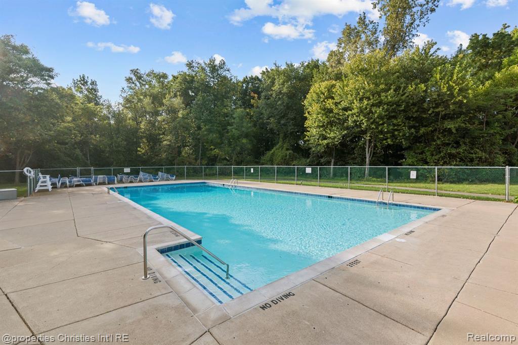 7606 Chichester Road, Canton, MI 48187 — Photo 33