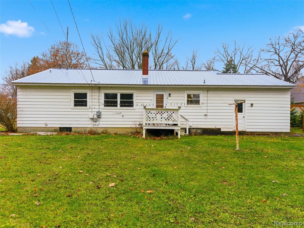 550 Johnson Street, Almont, MI 48003 — Photo 32