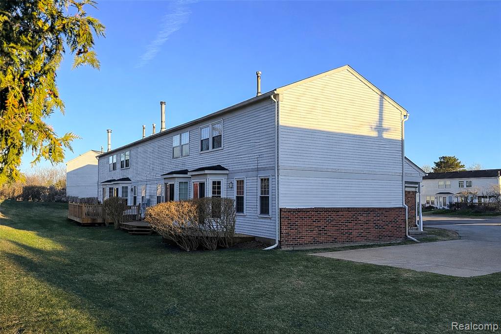 7783 Princeton Court, 56, Westland, MI — Photo 2