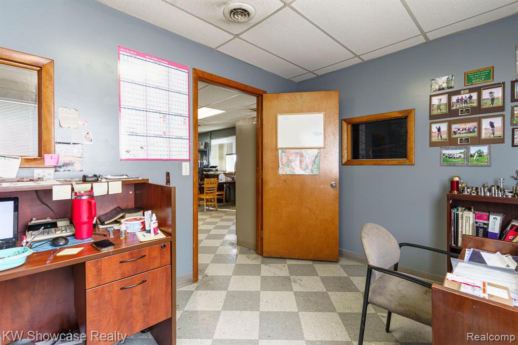 5684 E Highland Road, Howell, MI 48843 — Photo 28