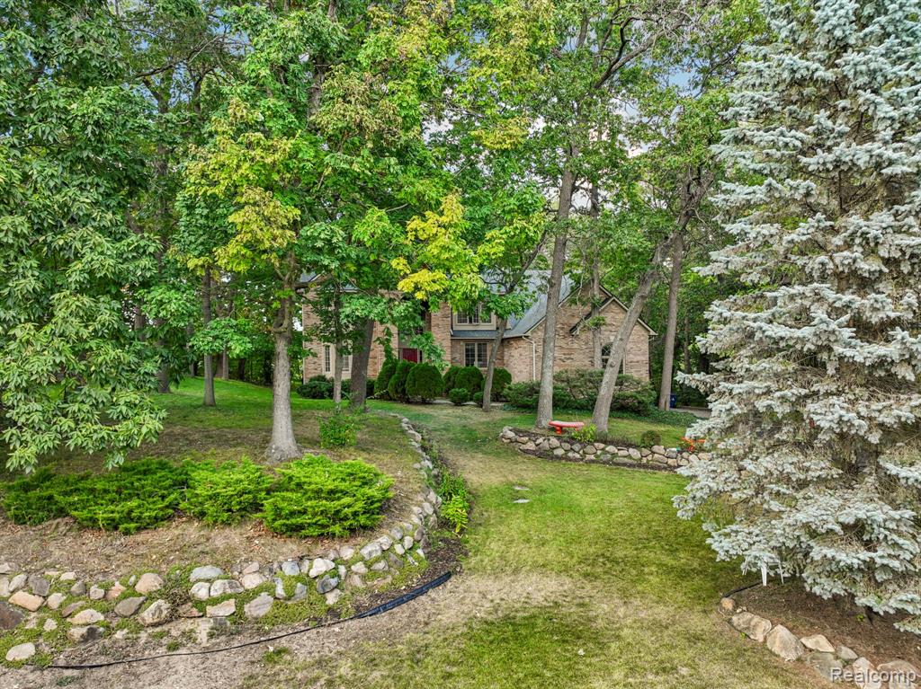 8110 High Point Trail, White Lake, MI — Photo 46