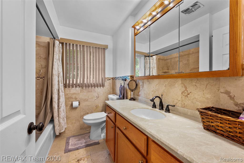 7841 Mead Street, Dearborn, MI 48126 — Photo 16