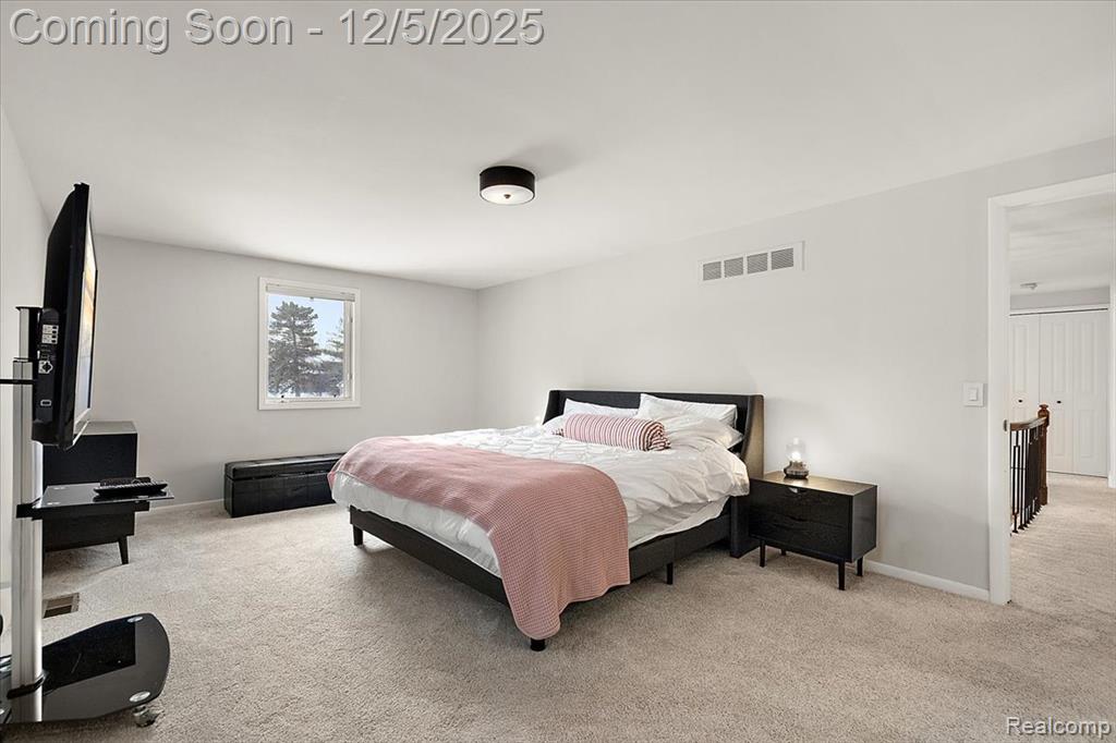 21622 Riverview Drive, Beverly Hills, MI 48025 — Photo 21