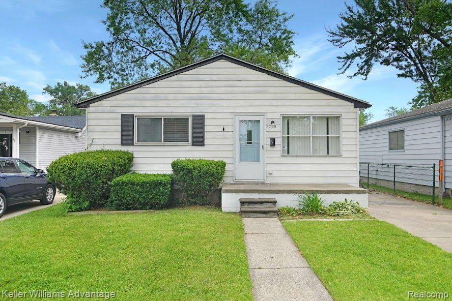 5705 DETROIT Street, Dearborn Heights, MI 48125 — front exterior