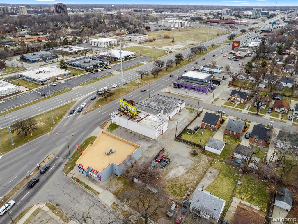 17521 W 8 Mile Road, Detroit, MI 48235 — Photo 25