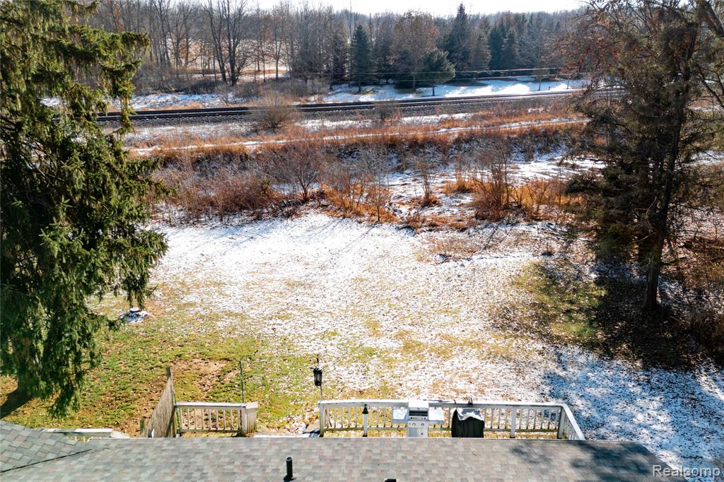 12579 Spruce Lane, Perry, MI 48872 — Photo 10
