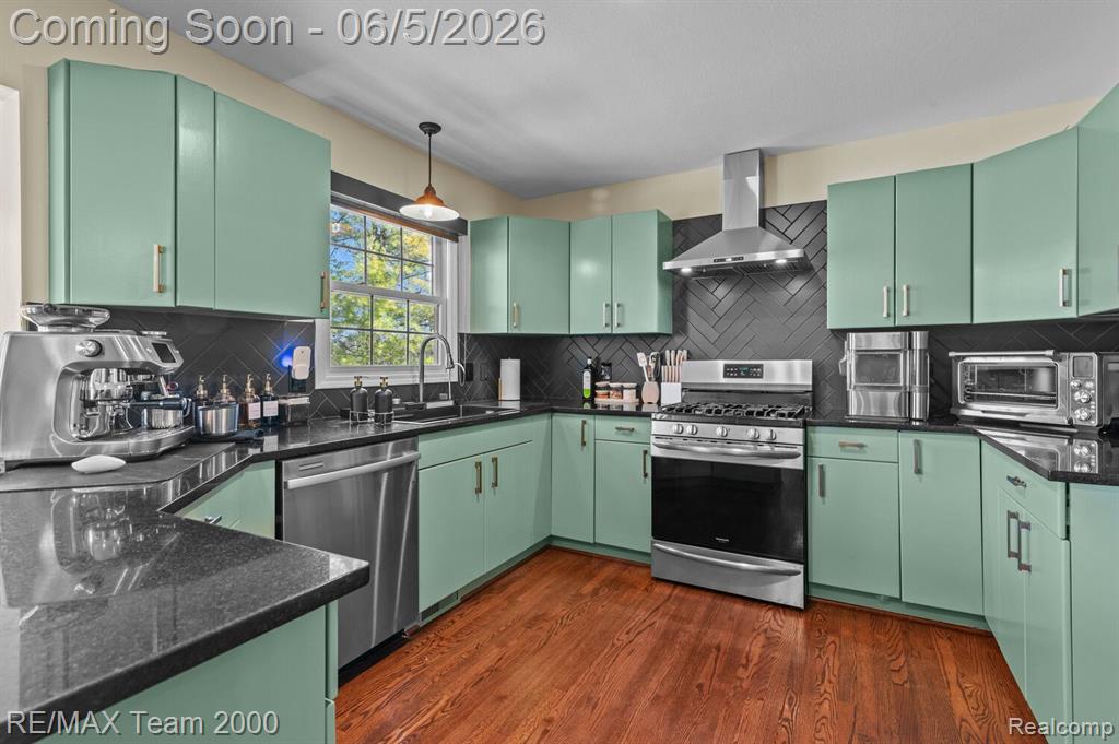 5681 WOODFIELD Parkway, Grand Blanc, MI 48439 — Photo 19
