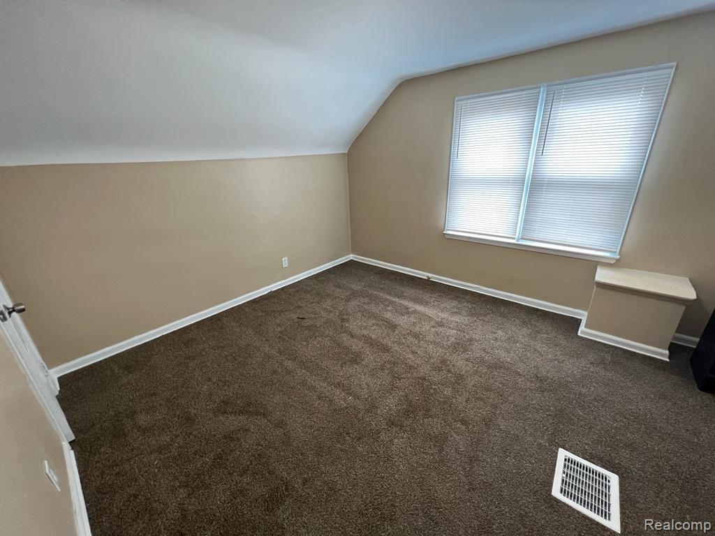 2460 S Deacon Street, Detroit, MI 48217 — Photo 9