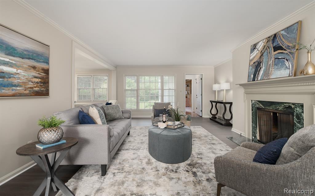 555 N GLENGARRY Road, Bloomfield Hills, MI 48301 — Photo 3