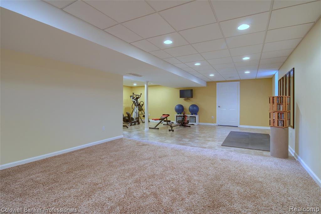 7749 Dover Drive, Ypsilanti, MI 48197 — Photo 29