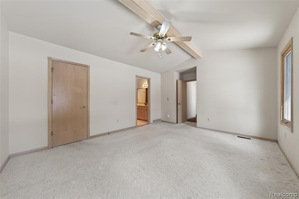 47140 Hunters Chase Drive, Macomb, MI 48042 — Photo 12