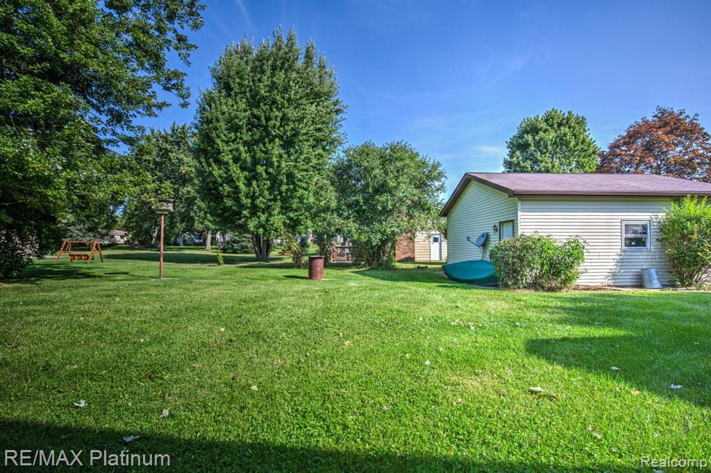 7062 South Fork Drive, Swartz Creek, MI 48473 — Photo 61