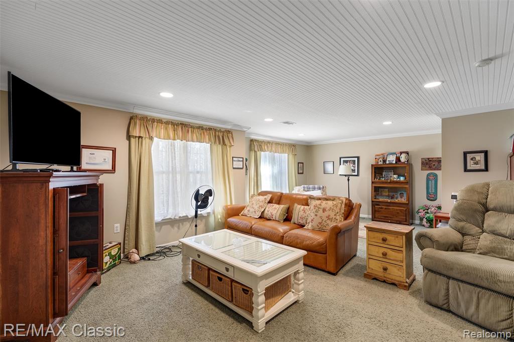 41769 Webster Court, Novi, MI 48377 — Photo 23