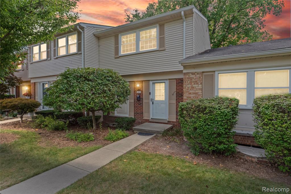 1823 Brentwood Drive, Troy, MI 48098 — front exterior
