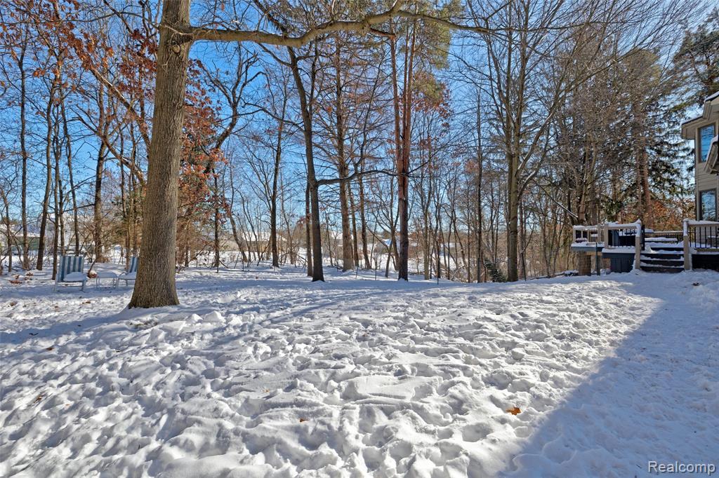 9619 Tree Top Court, Pinckney, MI, 48169