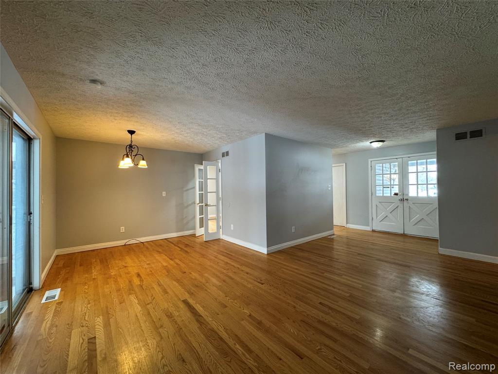 4162 Cypress Drive, Troy, MI 48085 — Photo 3
